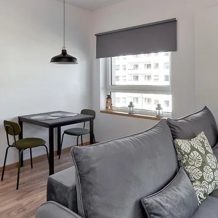 Lasek Marcelinski Modern Studio *